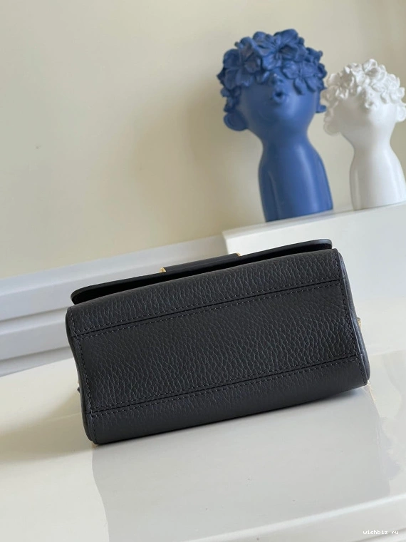 WIS TWIST LOUIS PM VUITTON 1116